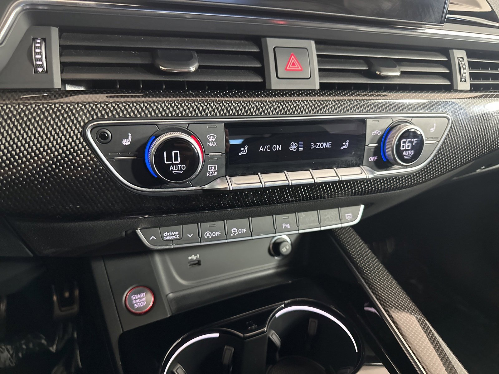Used 2023 Audi S4 Premium w/ Convenience Package image 19