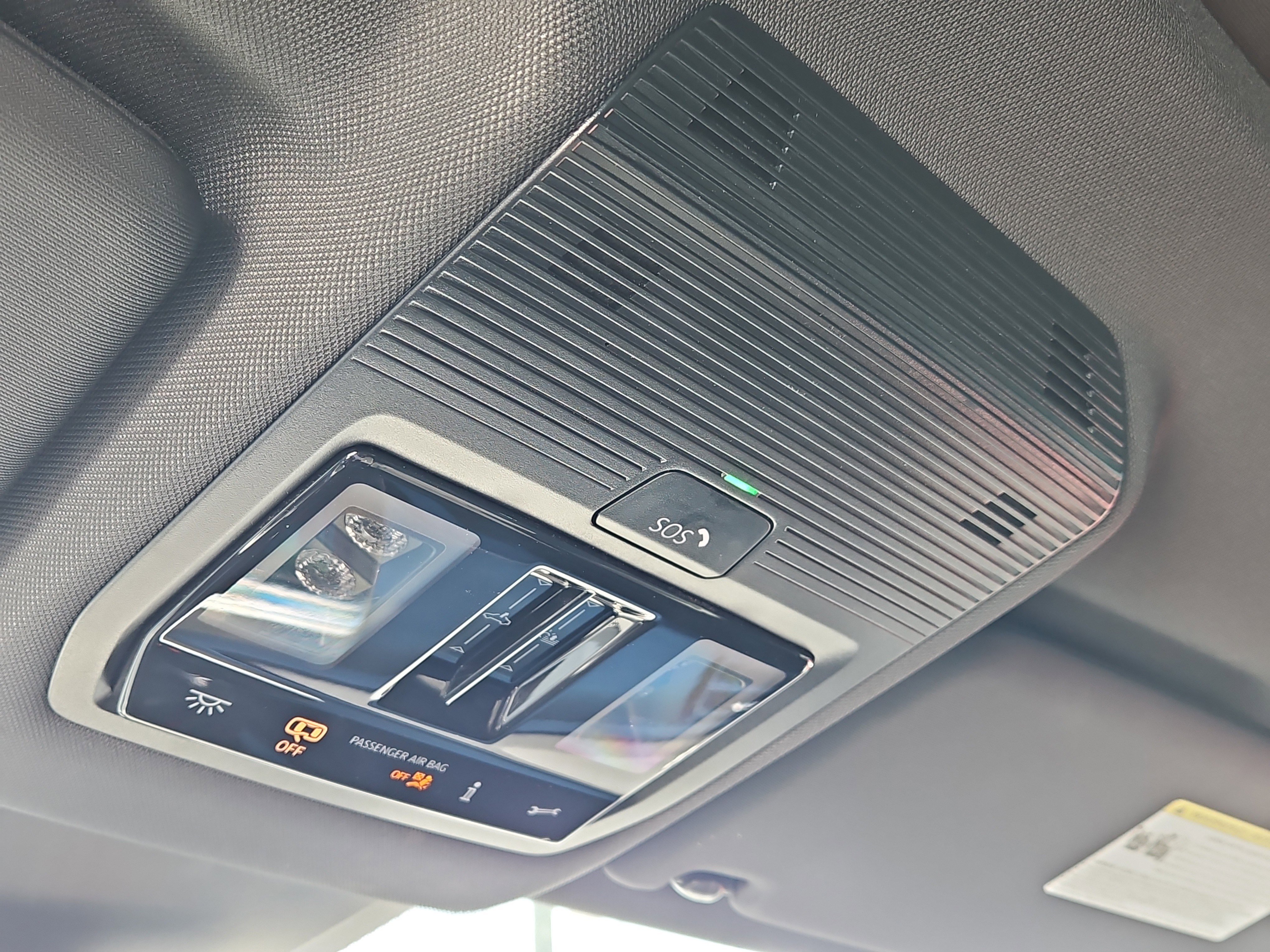 New 2026 Volkswagen Atlas Cross Sport SE image 21