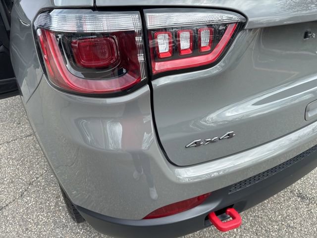 Used 2022 Jeep Compass Trailhawk image 35