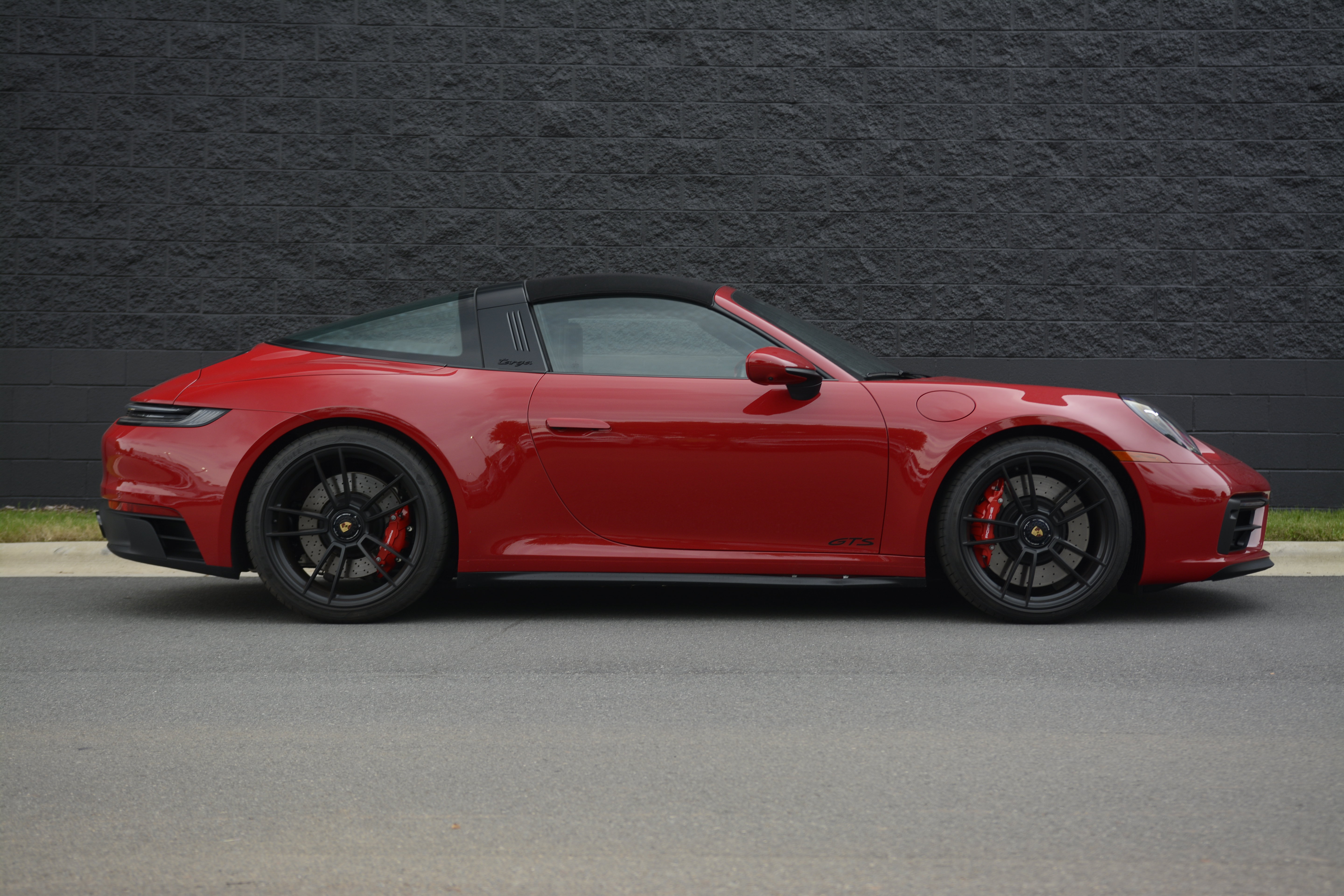 Certified 2024 Porsche 911 Targa 4 GTS AWD/4WD image 8