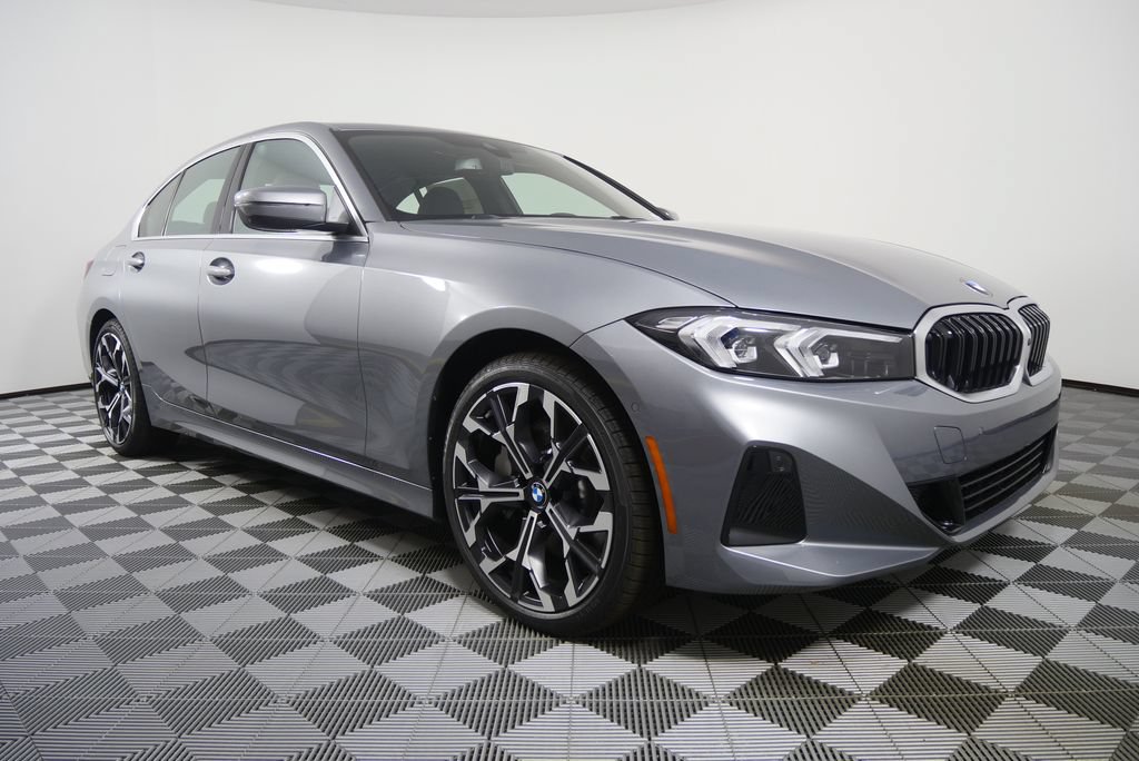 Used 2026 BMW 330i Sedan w/ Premium Package RWD image 7