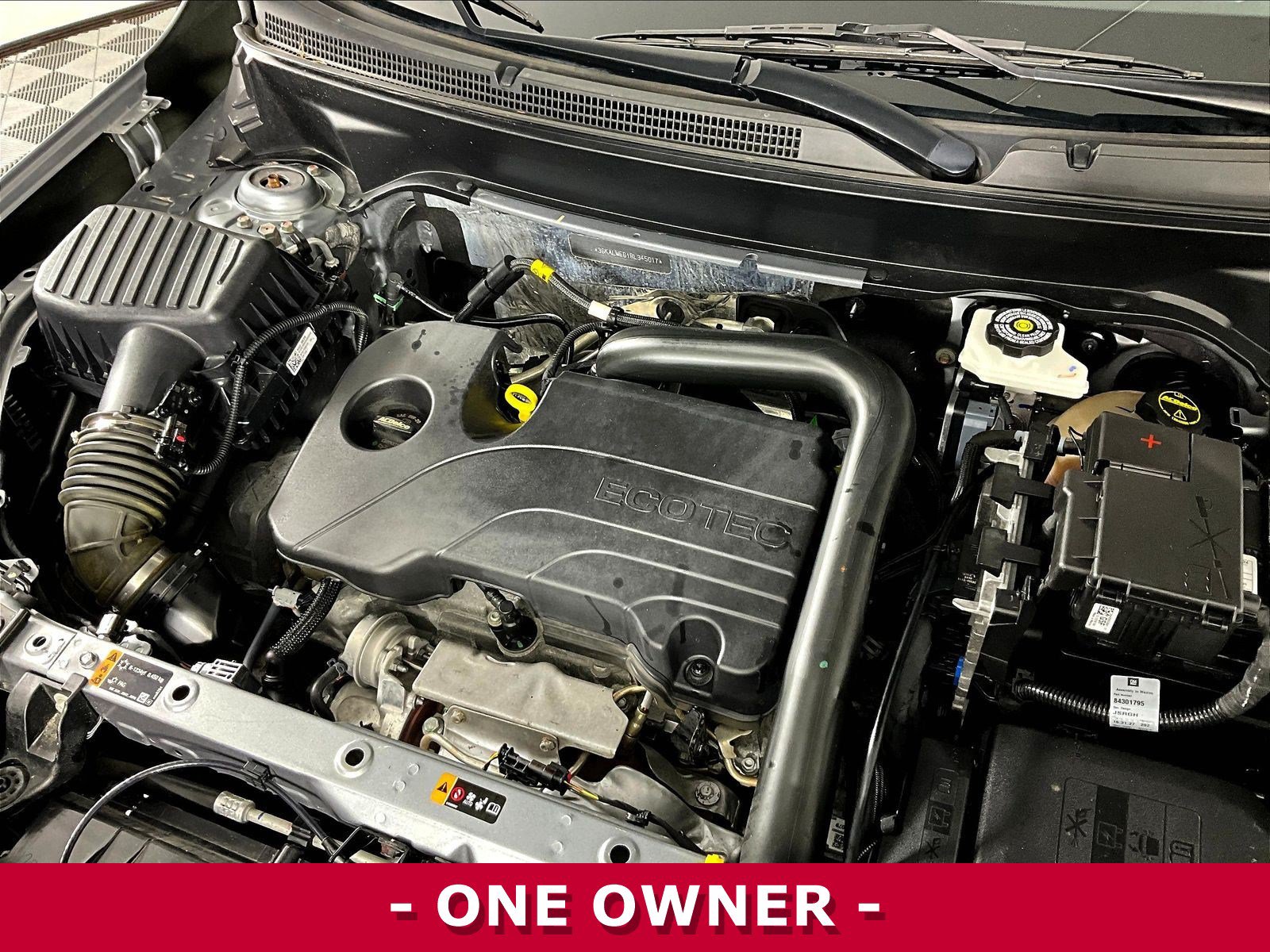 Used 2024 GMC Terrain SLE FWD image 30