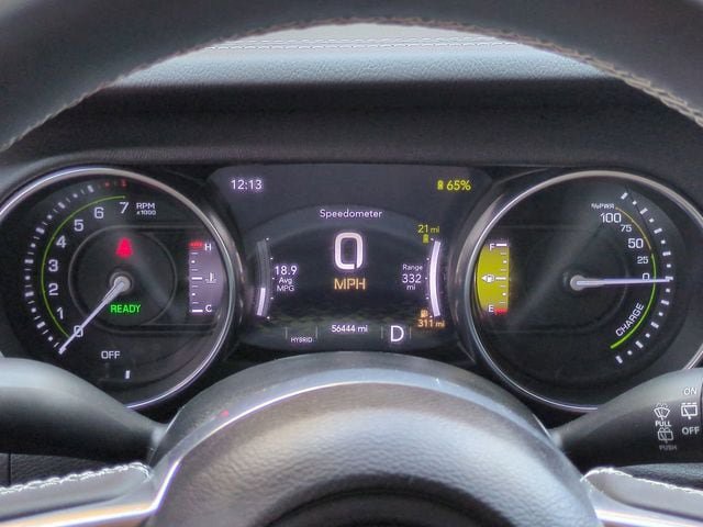 Used 2023 Jeep Wrangler Unlimited Sahara w/ Cold Weather Group AWD/4WD image 27