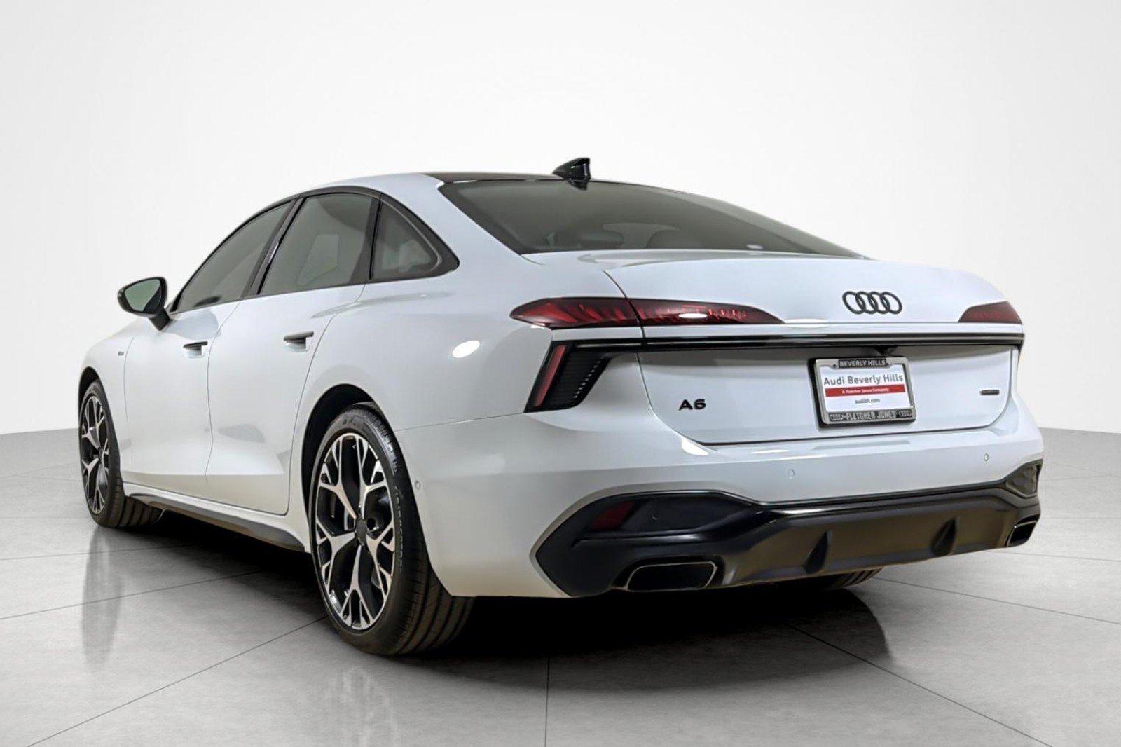 Used 2026 Audi A6 Premium Plus w/ Premium Plus Package AWD/4WD image 3