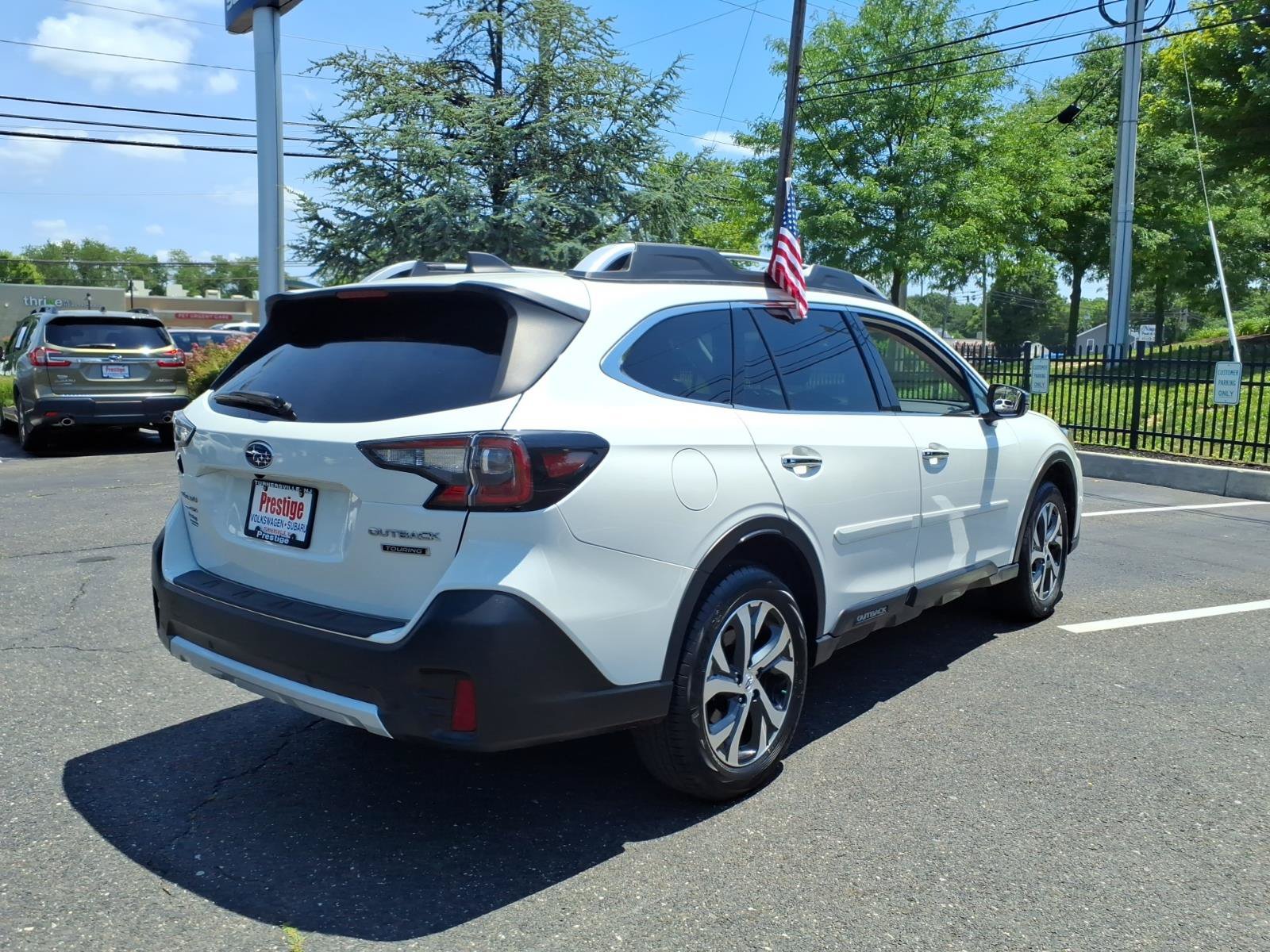Certified 2022 Subaru Outback Premium AWD/4WD image 2
