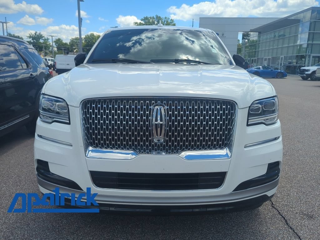 Used 2024 Lincoln Navigator Reserve AWD/4WD image 1