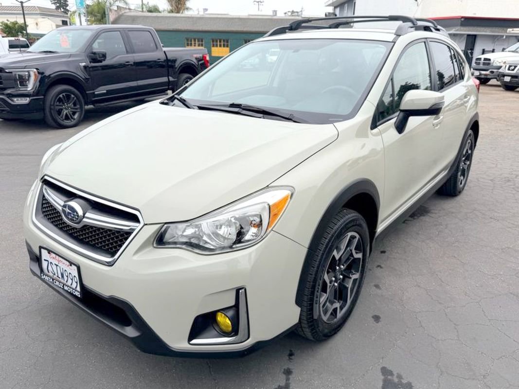 Used 2016 Subaru Crosstrek 2.0i Limited w/ Popular Package #1 image 3