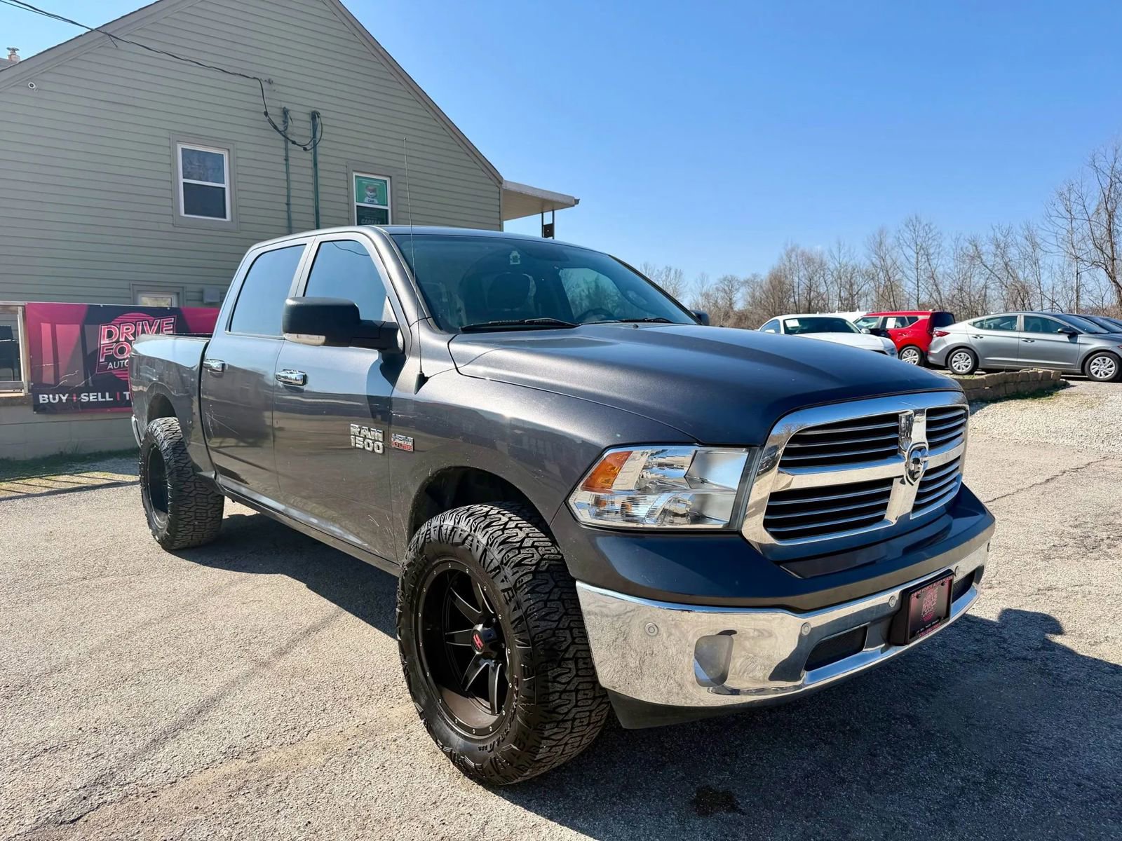 Used 2018 RAM 1500 Lone Star AWD/4WD image 3