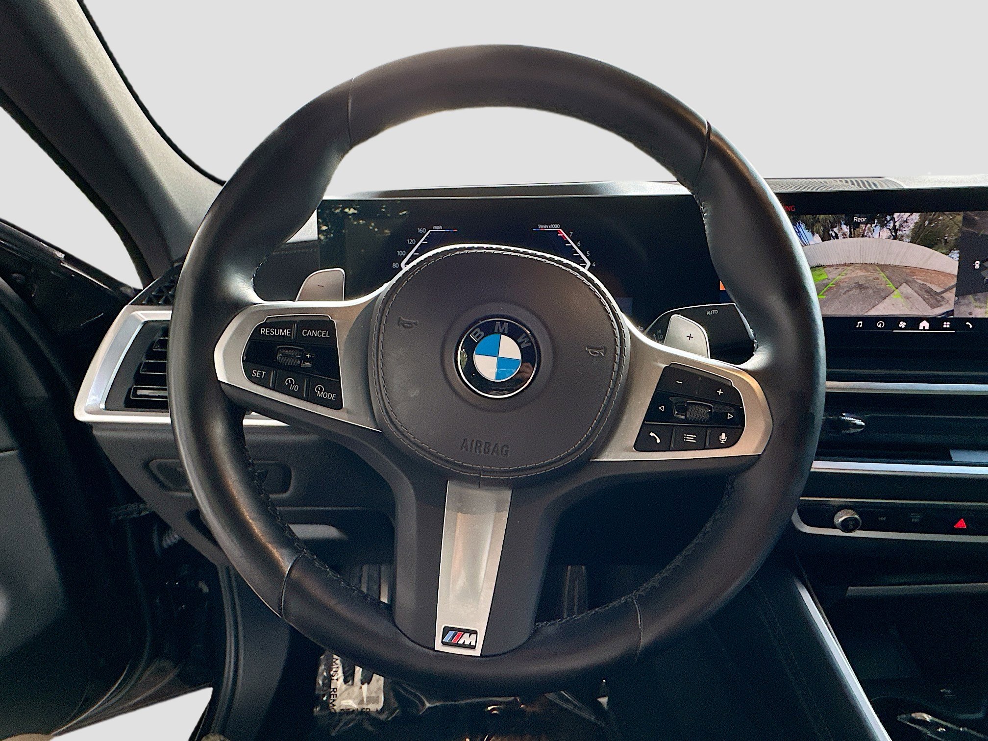 Used 2024 BMW X6 xDrive40i w/ Premium Package image 11