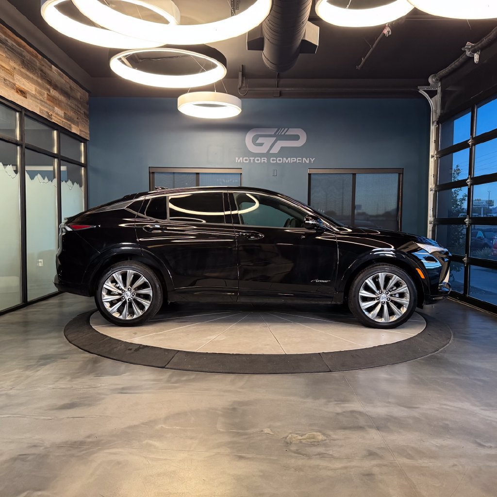 Used 2025 Buick Envista Preferred FWD image 2