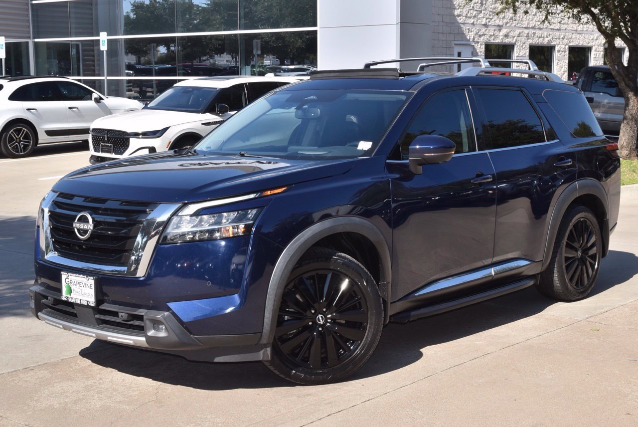 Used 2022 Nissan Pathfinder Platinum w/ Lighting Package (N93) AWD/4WD image 42