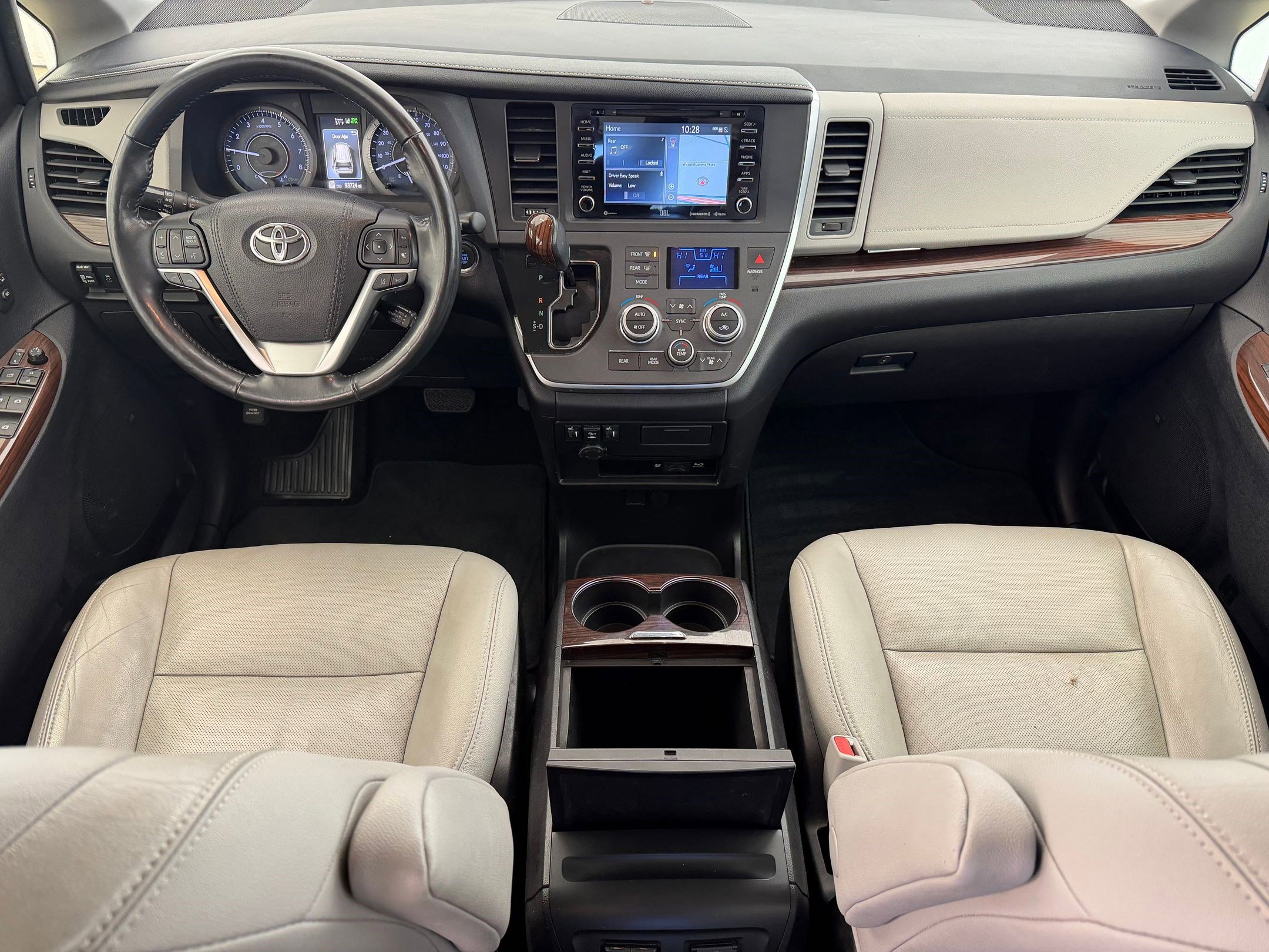 Used 2018 Toyota Sienna Limited Premium image 14