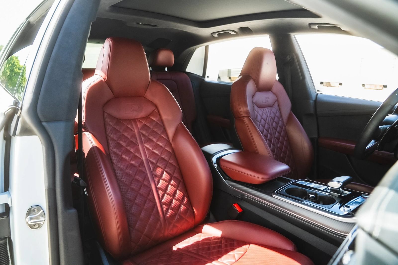 Used 2024 Audi SQ8 Prestige w/ Prestige Package AWD/4WD image 26