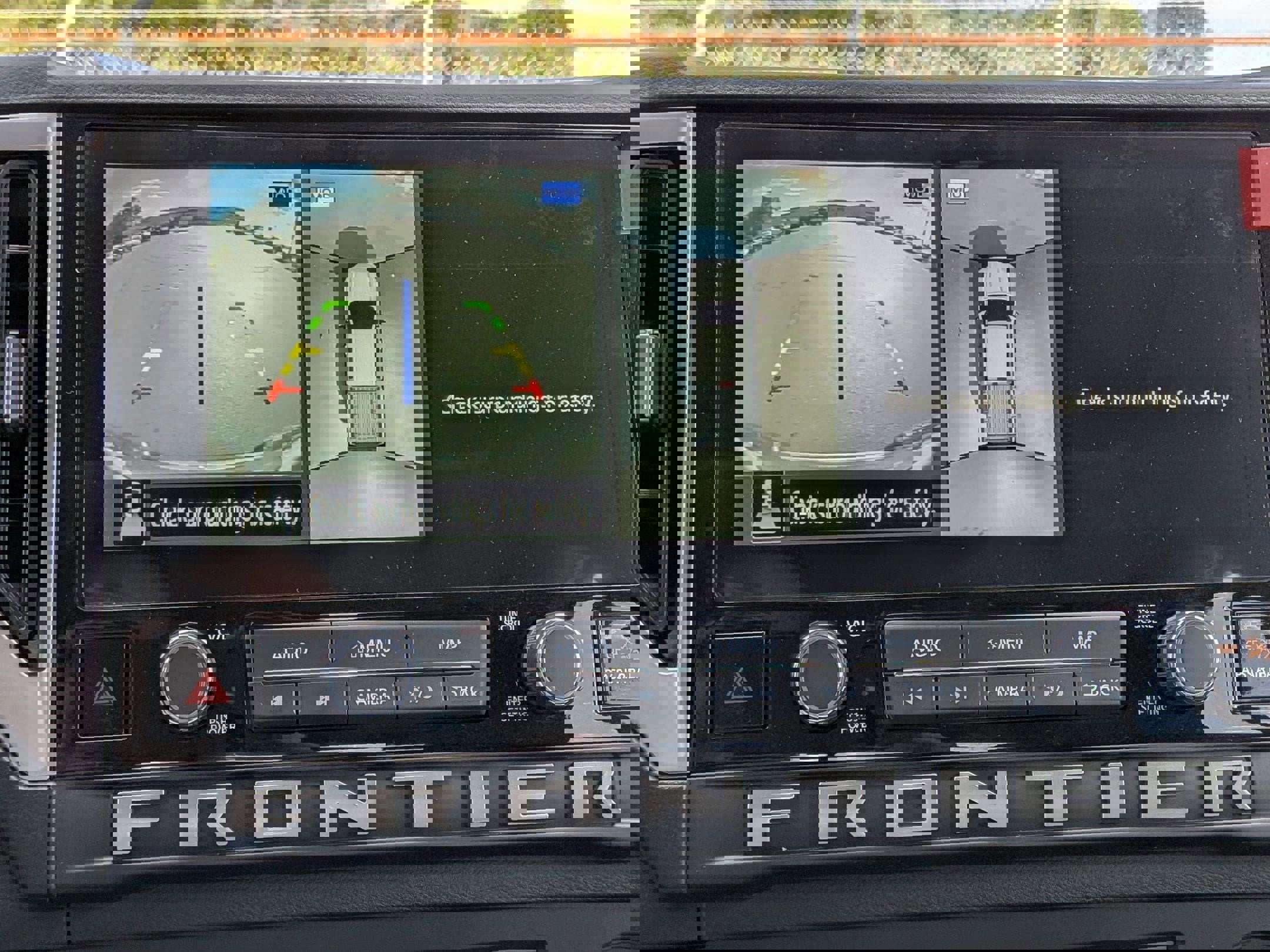 New 2025 Nissan Frontier SL AWD/4WD image 22