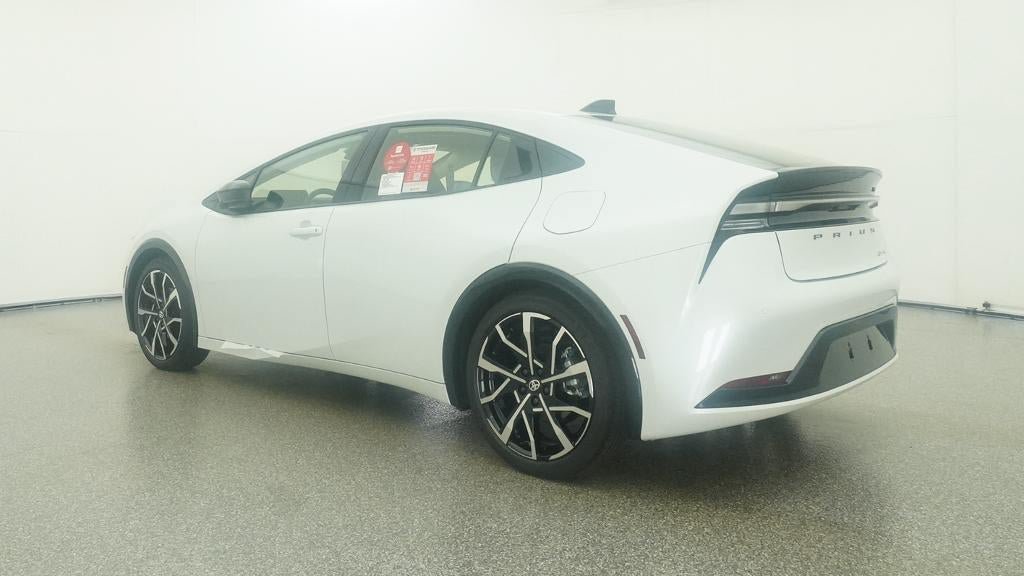 New 2027 Toyota Prius Plug-In Hybrid FWD image 21