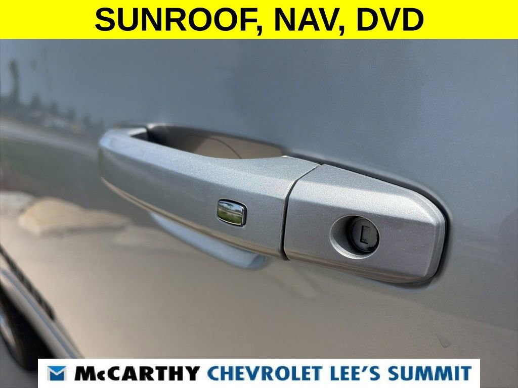 Used 2019 Chevrolet Suburban Premier AWD/4WD image 56