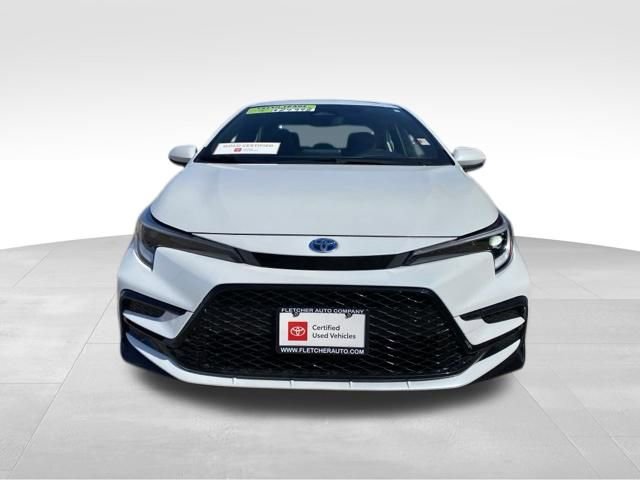 Certified 2024 Toyota Corolla SE w/ SE Package image 22