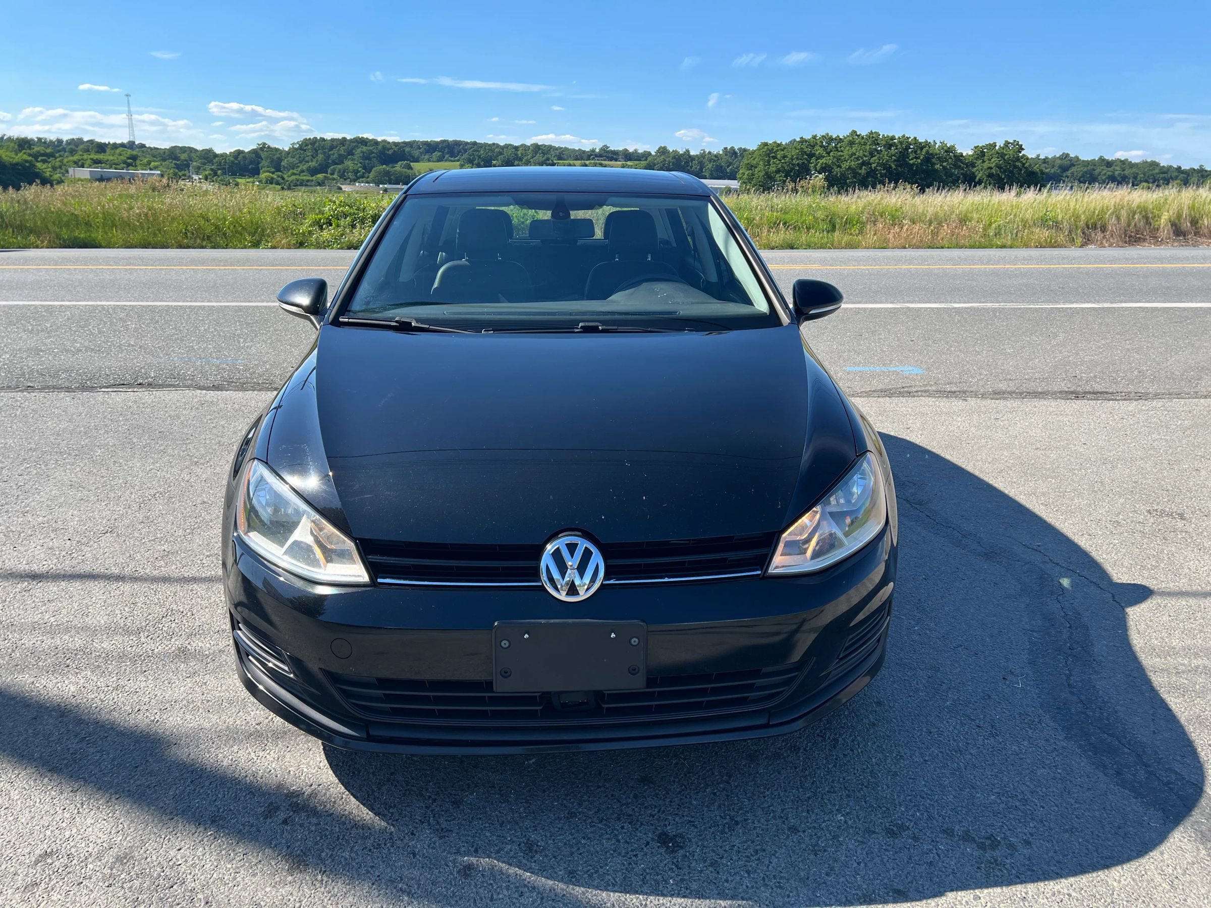 Used 2017 Volkswagen Golf SE FWD image 4