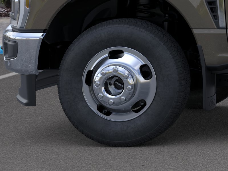 New 2026 Ford F350 4x4 Crew Cab DRW Super Duty image 19