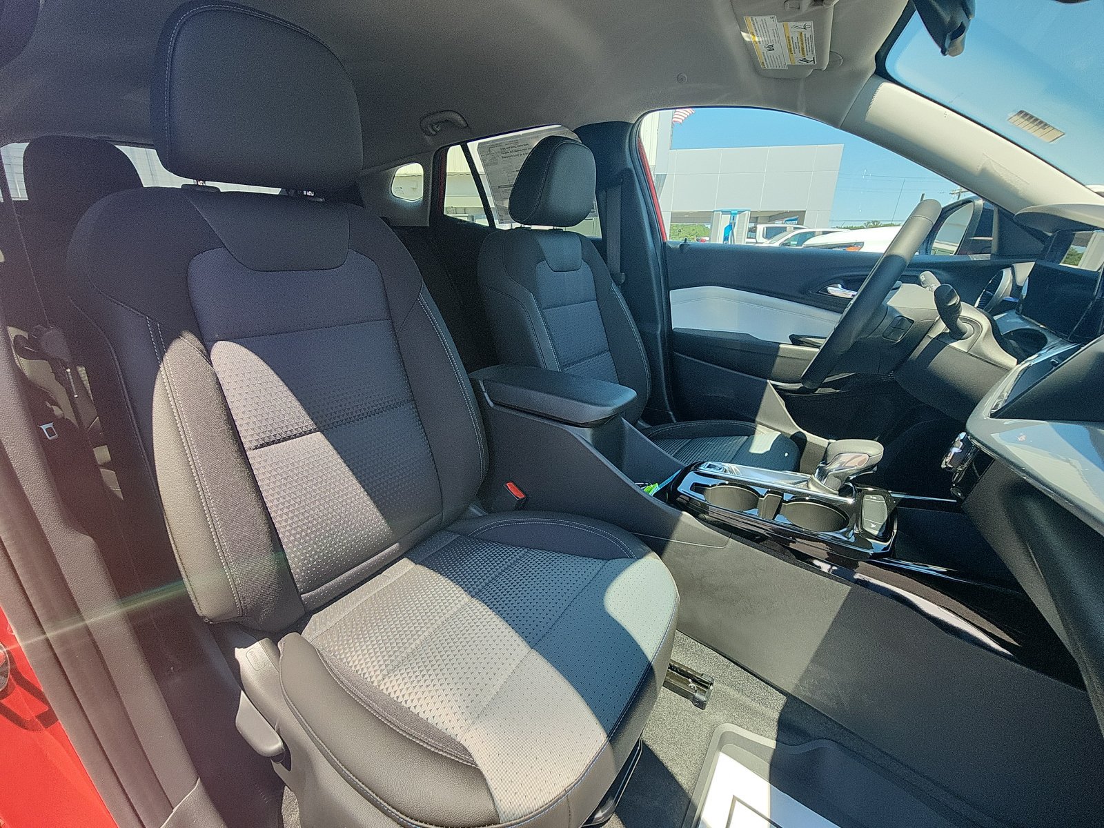 New 2026 Chevrolet Trax LT w/ Driver Confidence Package FWD image 23