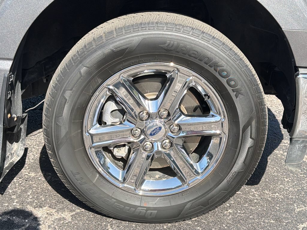 Used 2024 Ford F150 XLT RWD image 11
