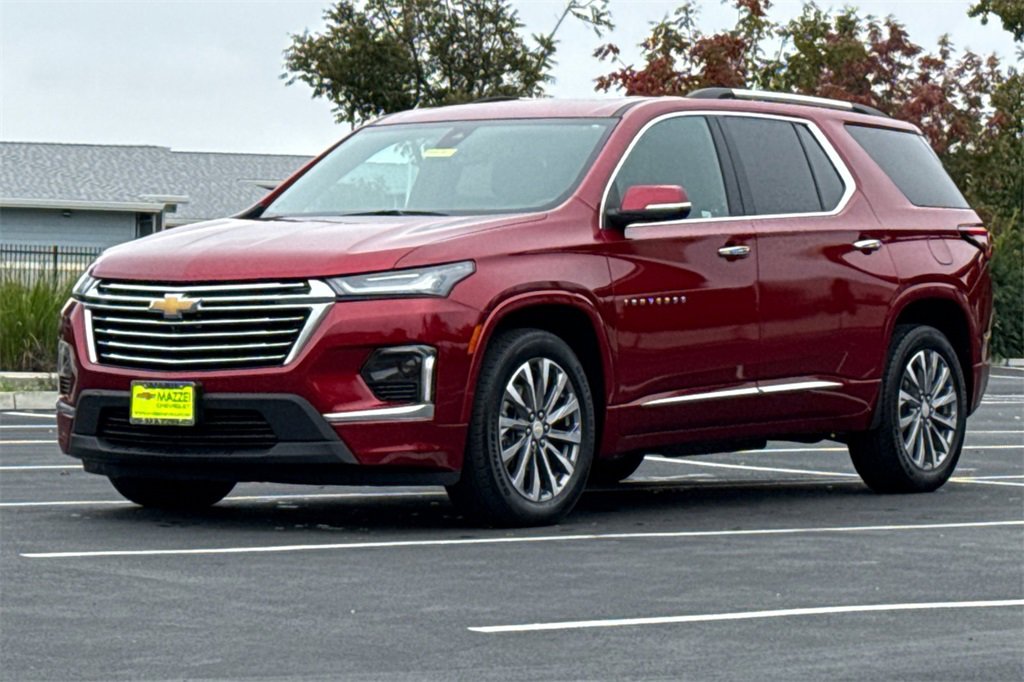 Used 2023 Chevrolet Traverse Premier image 15