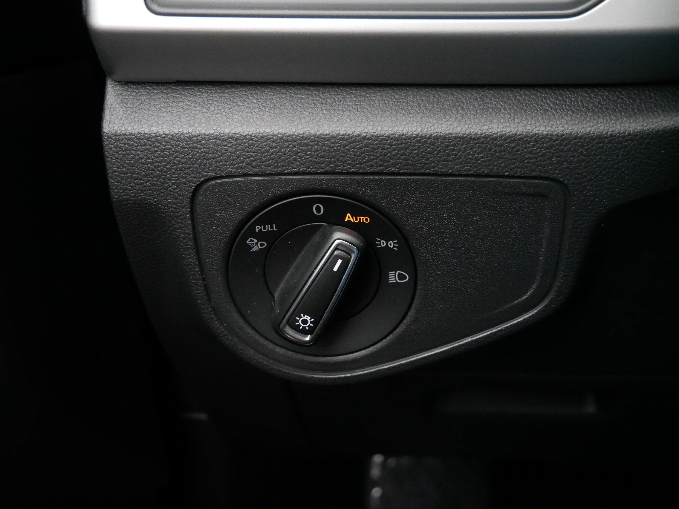 Certified 2022 Volkswagen Atlas SE image 26