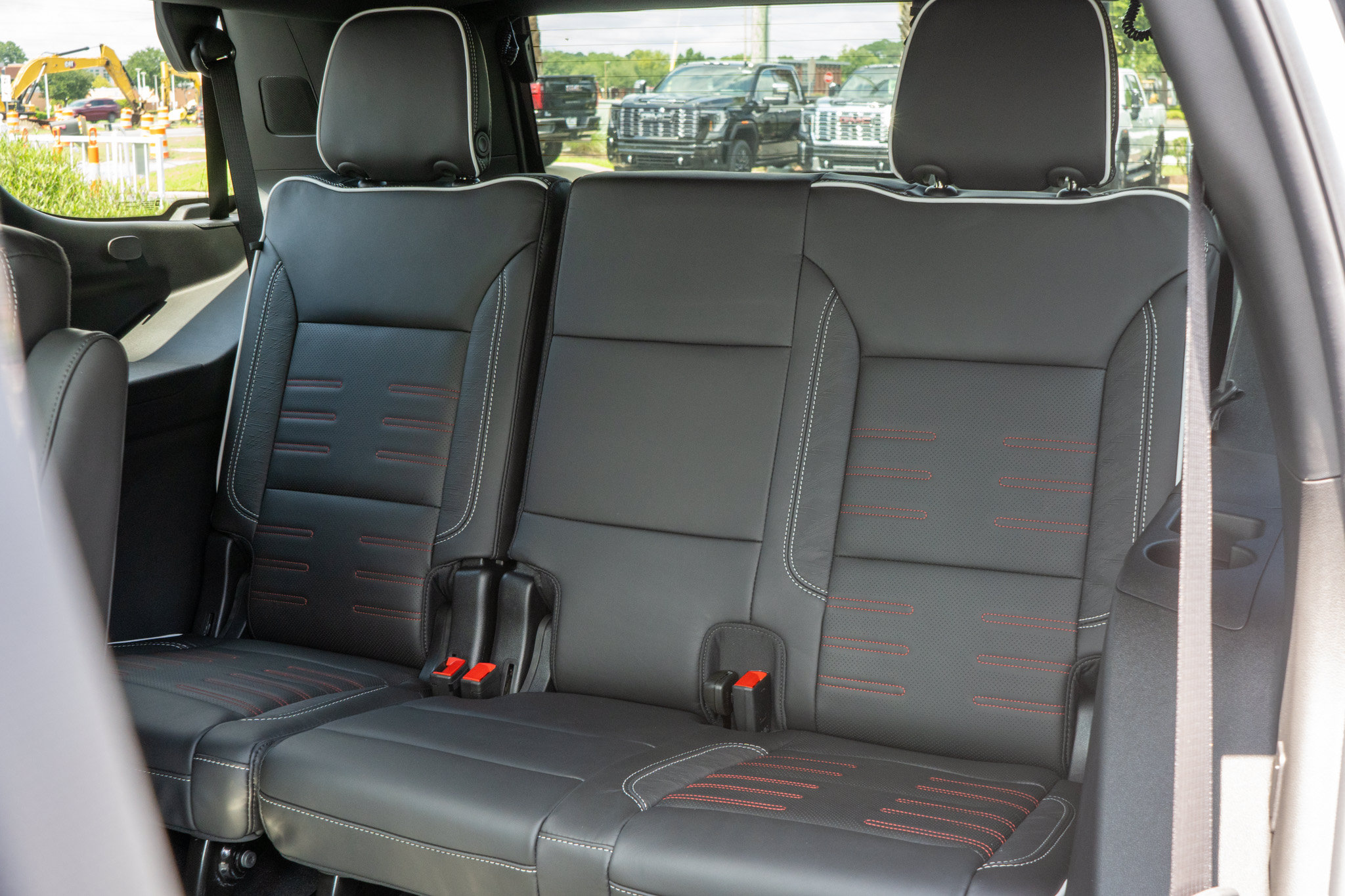 New 2026 GMC Yukon AT4 Ultimate AWD/4WD image 35