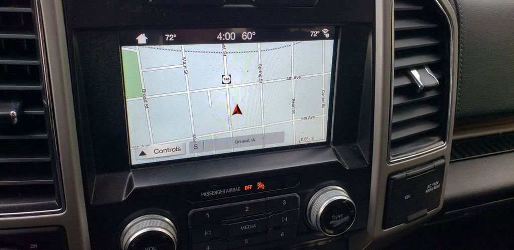 Used 2019 Ford F150 Lariat w/ Equipment Group 502A Luxury AWD/4WD image 13