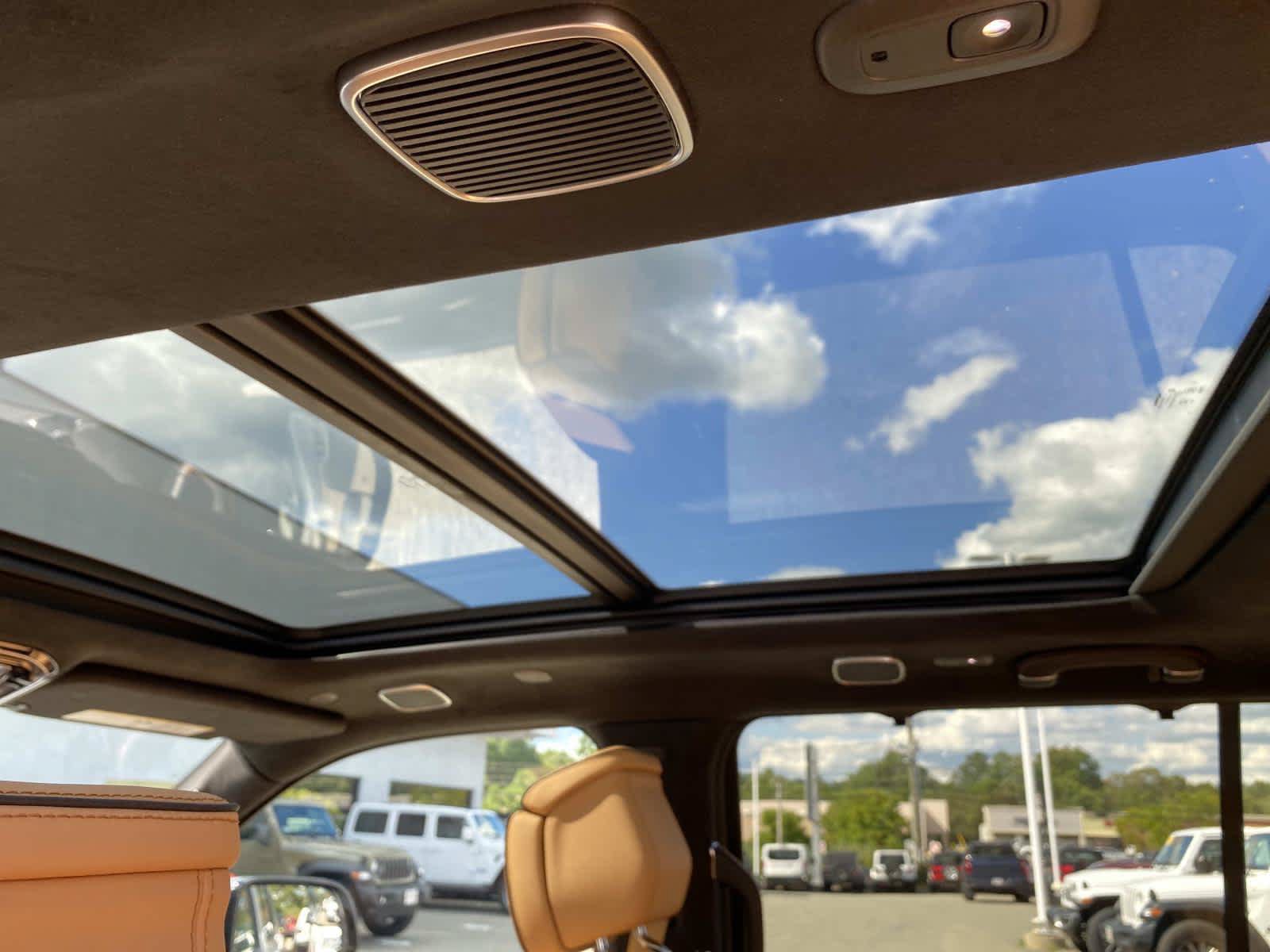 Certified 2025 Jeep Grand Wagoneer L Series III w/ Quick Order Packagew 28T AWD/4WD image 12
