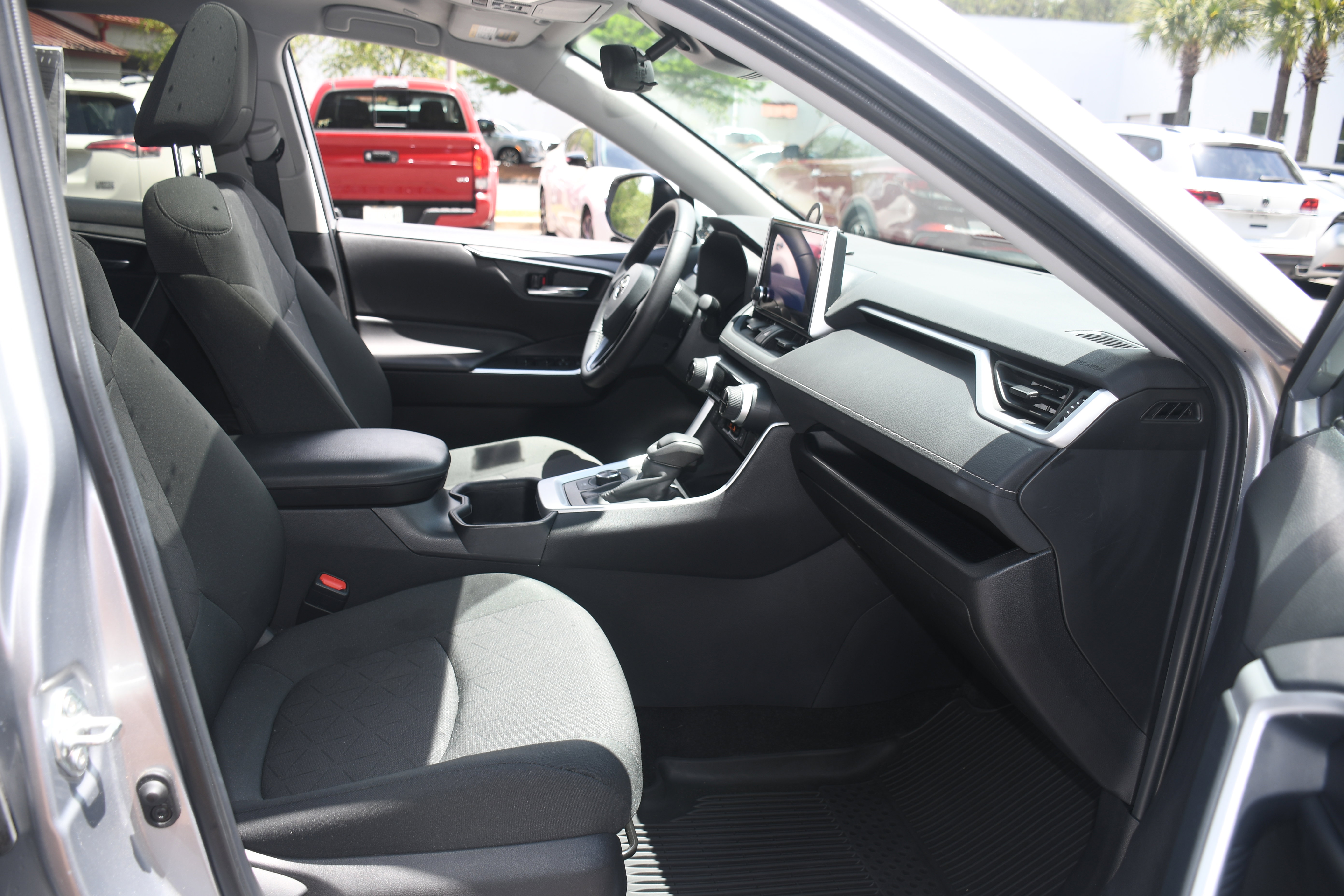 Certified 2024 Toyota RAV4 XLE w/ Convenience Package AWD/4WD image 21