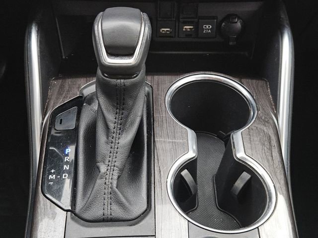 Used 2020 Toyota Highlander Limited image 16