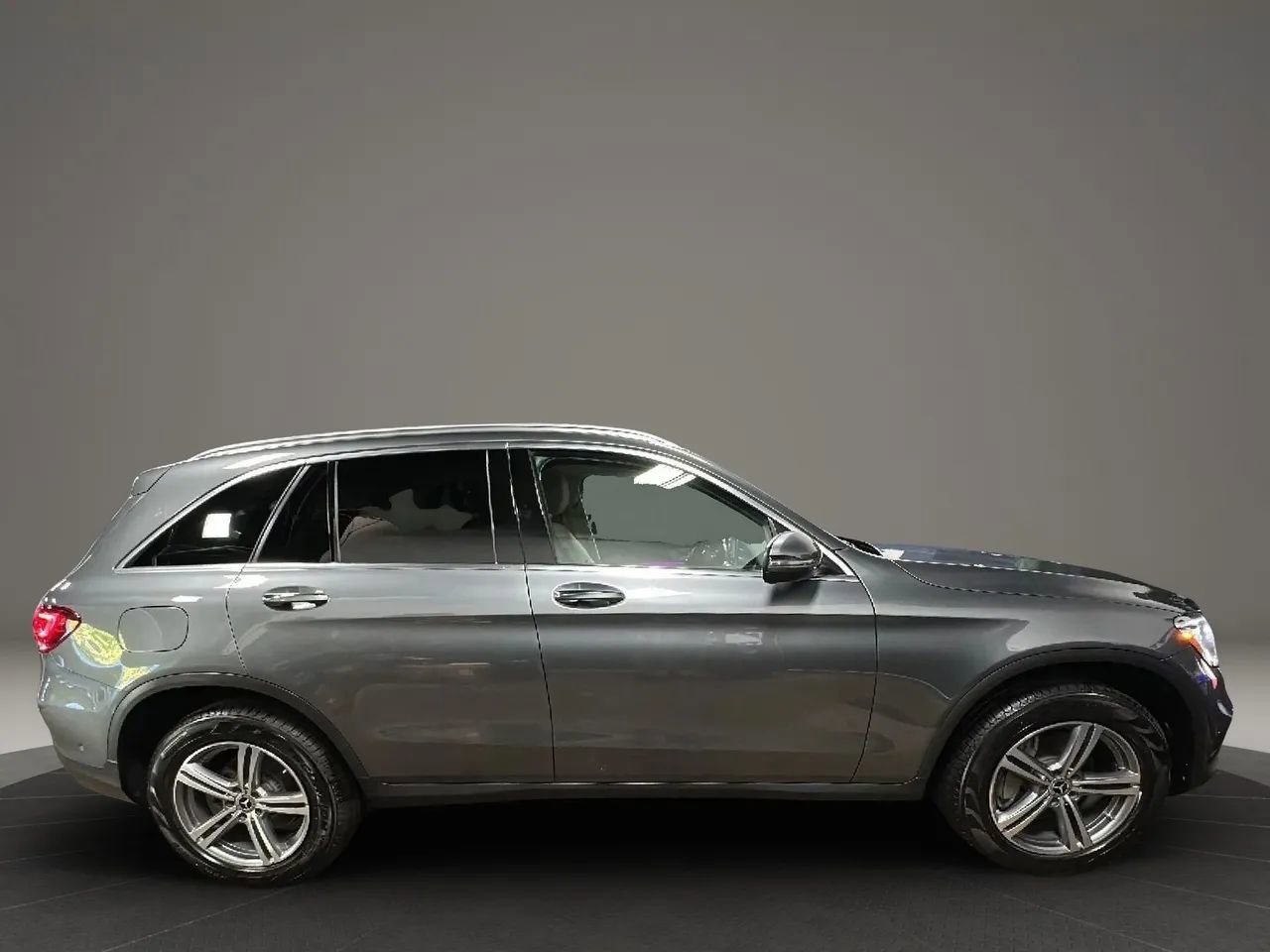 Used 2022 Mercedes-Benz GLC 300 GLC 300 4MATIC Sport Utility 4 image 6