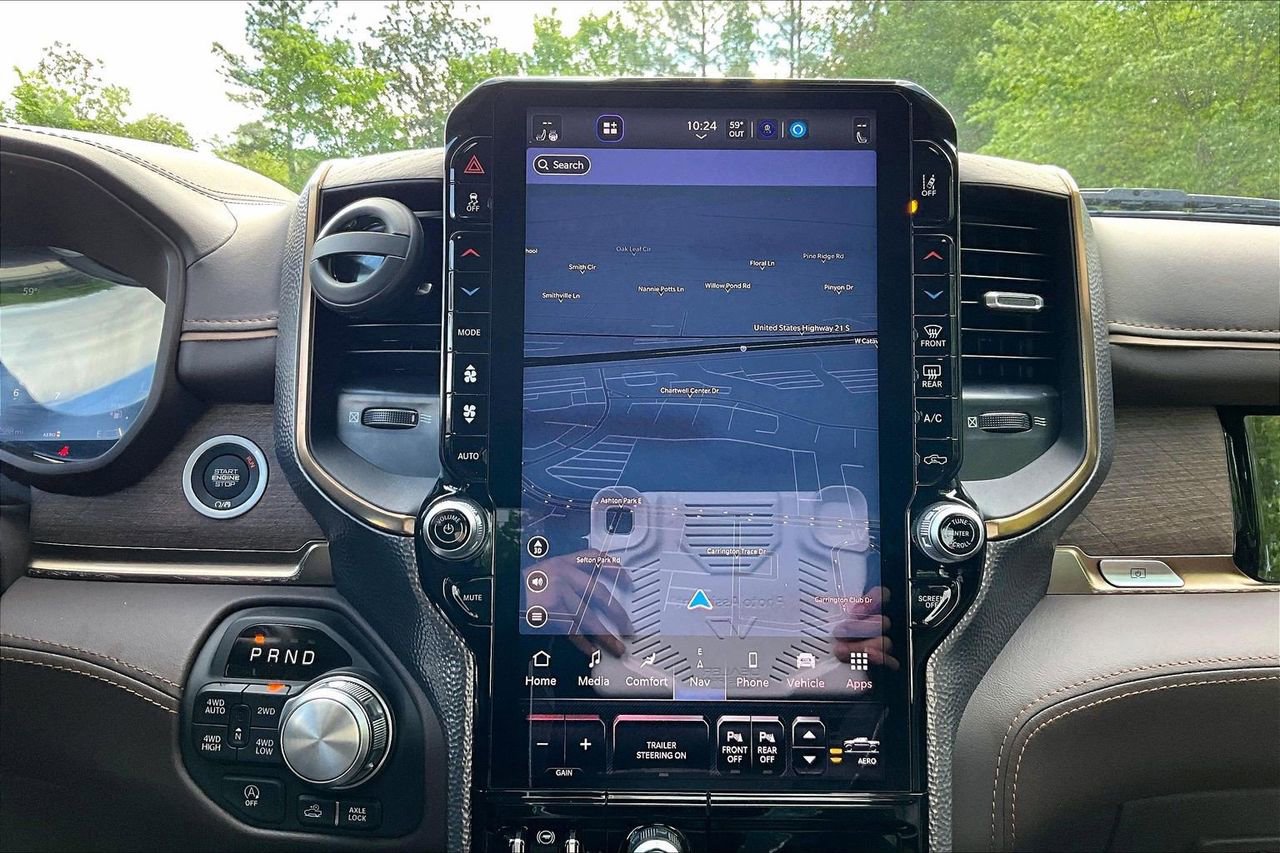 Used 2025 RAM 1500 Limited AWD/4WD image 13