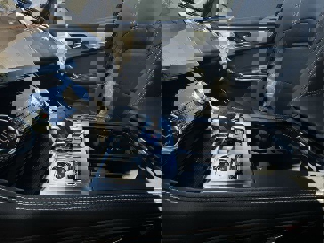 Used 2025 Jaguar F-PACE R-Dynamic S image 26