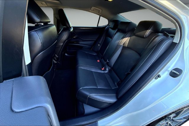 Used 2023 Lexus ES 350 w/ Accessory Package (Z2) FWD image 23