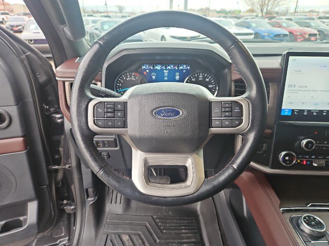 Used 2022 Ford Expedition Max Limited image 14