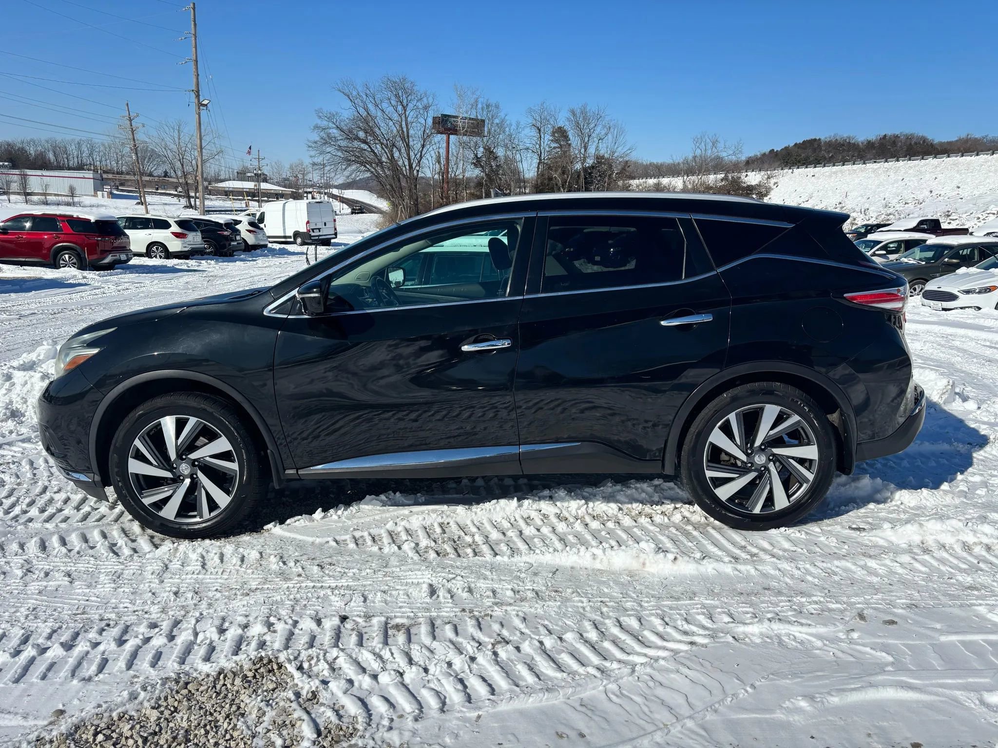 Used 2015 Nissan Murano Platinum w/ Cargo Package image 2