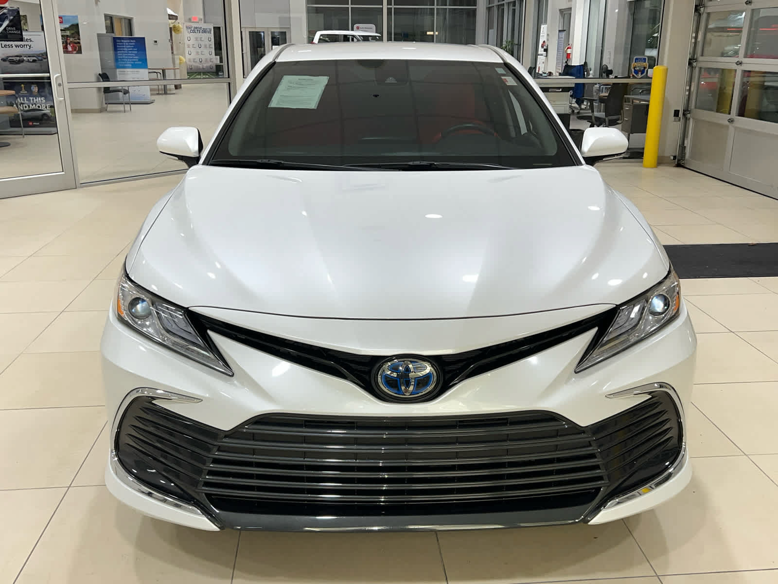Used 2023 Toyota Camry XLE w/ Protection Package (Q2) (TMS) FWD image 6