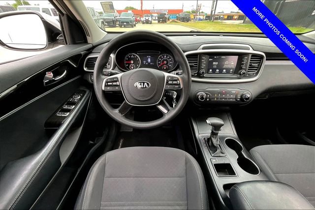Used 2019 Kia Sorento L image 5