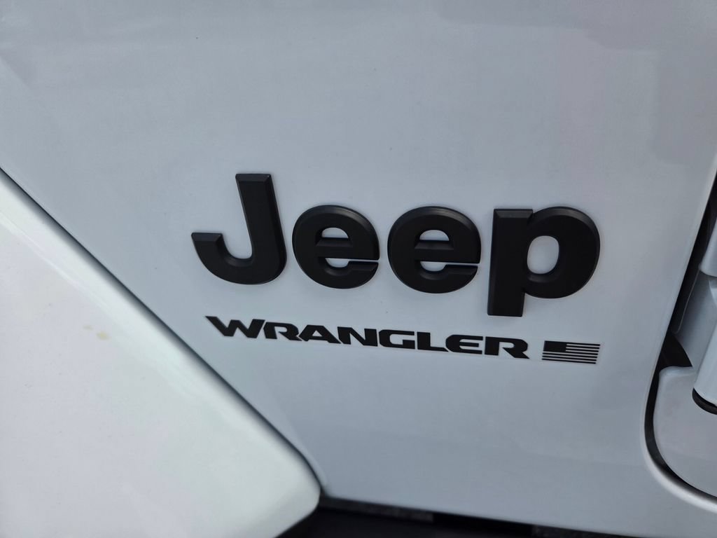 Used 2023 Jeep Wrangler Unlimited Sport AWD/4WD image 5