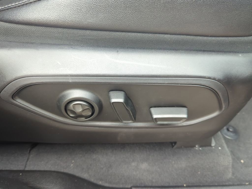 Used 2024 Jeep Grand Cherokee Limited image 35