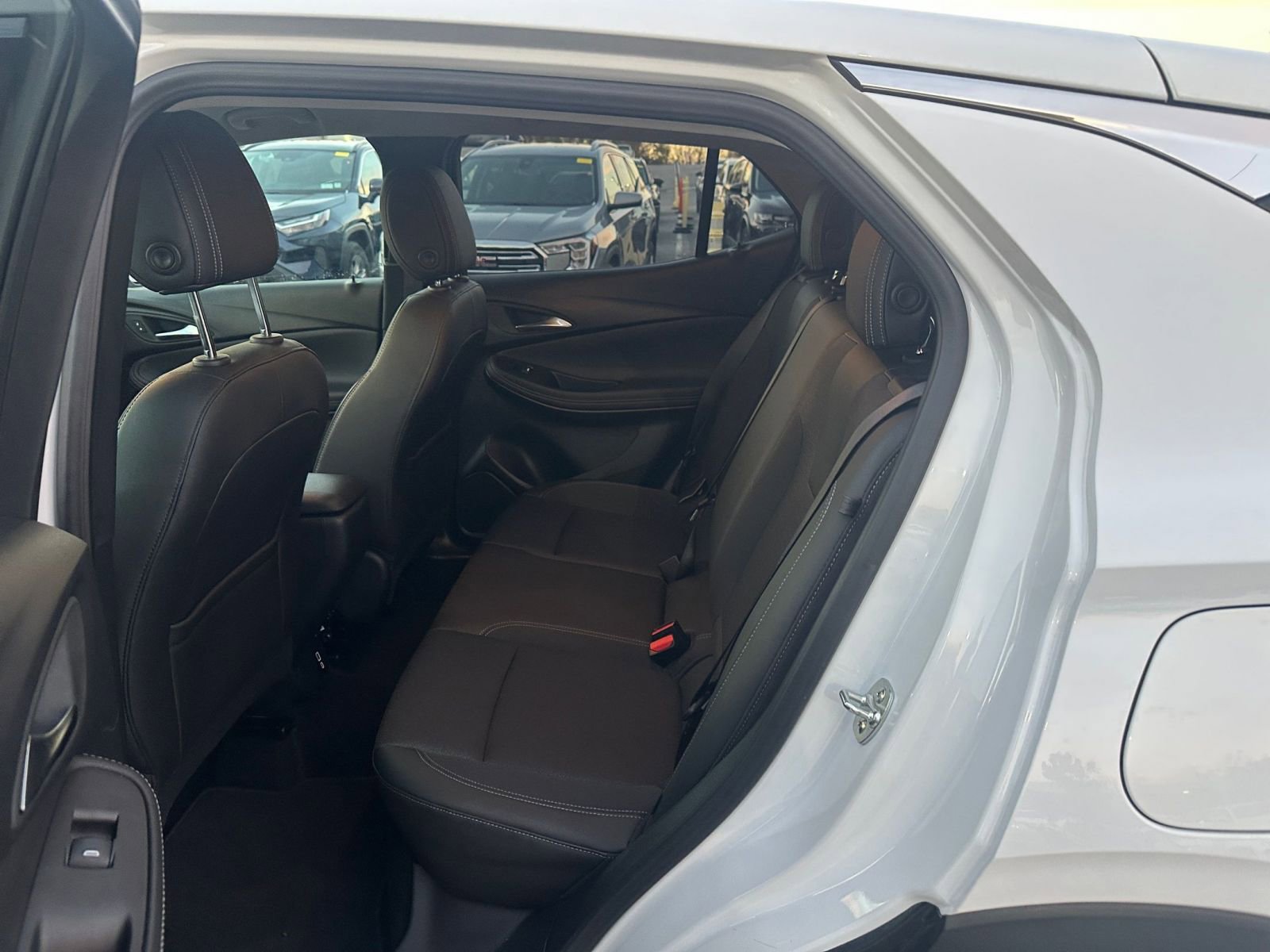 Used 2025 Buick Encore GX Preferred image 23