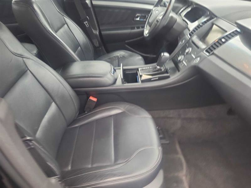 Used 2013 Ford Taurus SEL FWD image 10
