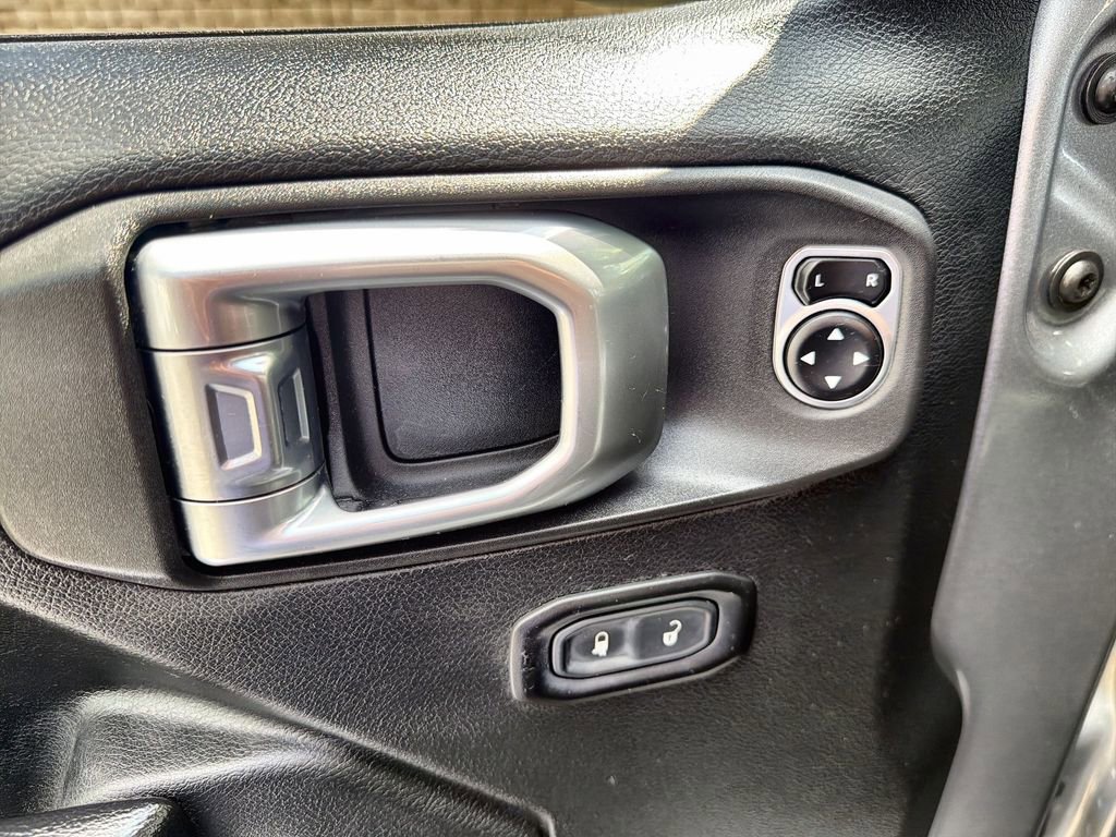 Used 2020 Jeep Wrangler Unlimited Sport S image 15