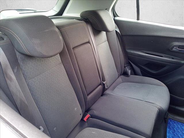 Used 2018 Chevrolet Trax LS FWD image 16