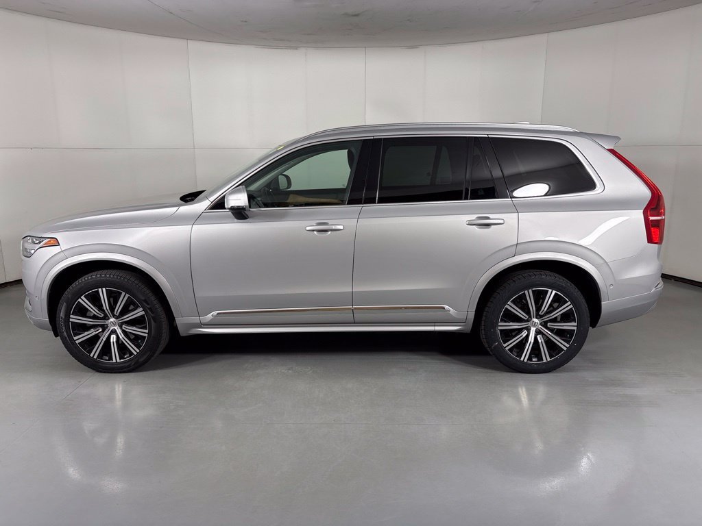 Used 2023 Volvo XC90 B6 Plus AWD/4WD image 5