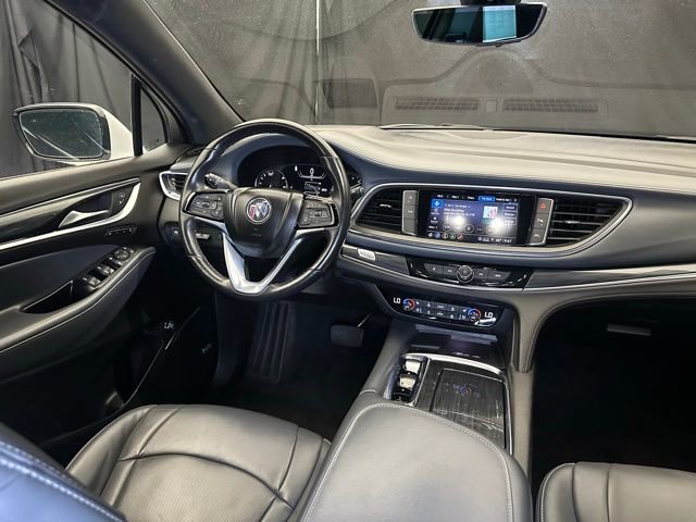 Used 2024 Buick Enclave Premium AWD/4WD image 19