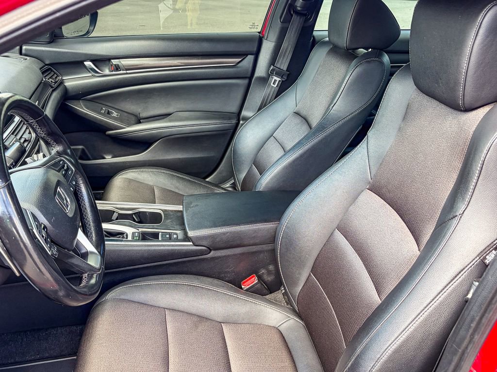 Used 2020 Honda Accord Sport image 9