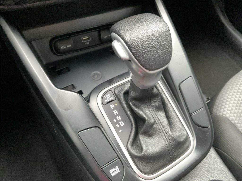 Used 2024 Kia Soul LX w/ Option Group 015 image 30